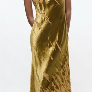 Zara Gold Velvet Dress S size